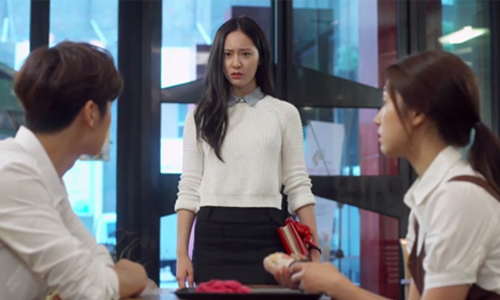 逛街不想牽手是怕撞見熟人？10點識破你的男友其實已婚啦 外遇、劈腿、說謊、愛情、小三