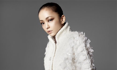 [友站新聞] ELLE 10月號 封面之星 安室奈美惠 女王再臨 ELLE、安室奈美惠、日本、公信榜、奪冠