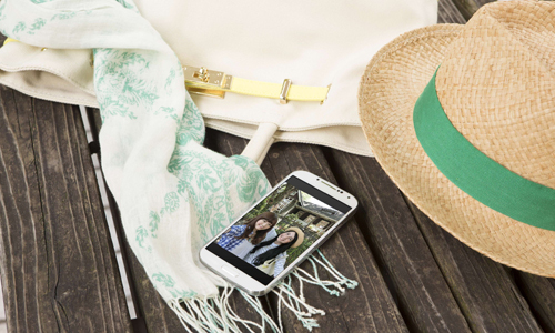 [新聞稿] CASIO打造甜蜜新機 EX-ZR55擄獲少女心  可愛、輕巧、萬用 集女孩理想3C要素於一身超吸睛 搭載EXILIM自動傳輸 與姊妹好友分享超EASY CASIO、數位相機、ZR、EX-ZR55、女孩理想、3C、少女系相機