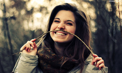 轉個念就能找到藏起來的快樂！歐普拉等40位名人公開幸福生活小撇步 歐普拉、歐普拉雜誌、快樂、幸福、自我成長、自信、名人