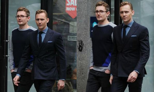 [友站新聞] 藝人也汗顏！顏值爆表笑容還暖暖的藝人經紀人 Pikicast玩翻世界、英國、演員、湯姆·希德斯頓、Luke Windsor