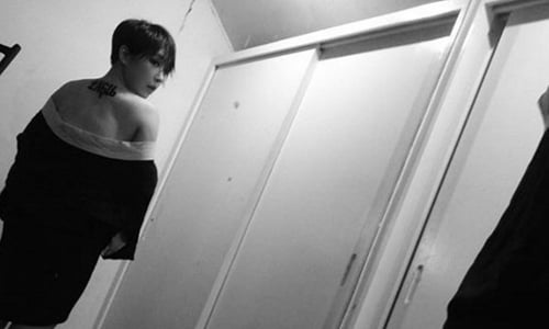 沒有人在乎你在乎的事？女子擺出最自卑、最自信的部位沒人看出來…… 自卑、自信、 Body Image、 Kelsey Higley、藝術