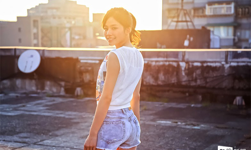 妞專訪：堅持就是件美好的事！吳汶芳藏在旋律裡的勇氣 吳汶芳、汶亂，卻美好著、孤獨的總和、最美和聲、超級偶像