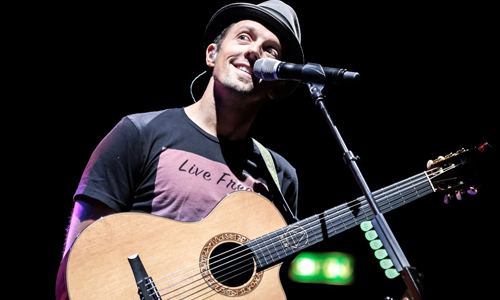 妞快報：「我是世上最幸運的男人！」型男創作歌手力挺同志婚終於如願成人夫啦！ 傑森瑪耶茲、Jason Mraz、結婚、女友、老婆