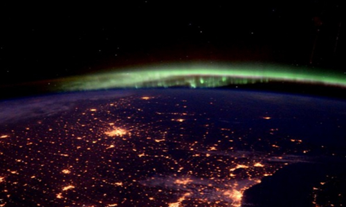 原來極光的側面長這樣！來自外太空的迷人攝影 太空人、instagram、Mikhail Kornienko、Scott Kelly、stationcdrkelly