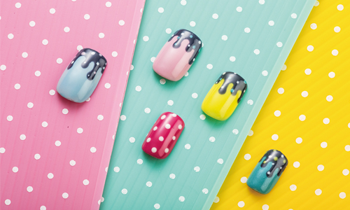 手殘妞也能畫出達人級指彩！簡單5步驟讓你變身美甲高手 指彩、美甲、DIY、簡單、手殘