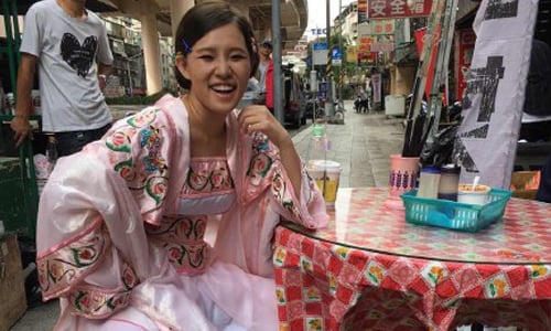 妞快報：Hold住姐大秀性感海灘風 不料下一秒竟然悲劇了… 妞快報、Hold住姐、大秀、性感、海灘風