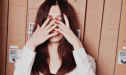 整形等同於一帆風順的人生？5部爭議性小說帶你探討人性    空洞的十字架、東野圭吾、告白、罪行、姊姊的守護者