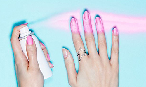 再也不用「塗」指甲油了！指甲油噴霧一推出讓女生都要淪陷了 Nails Inc、指甲油、福音、新產品、Paint Can Spray