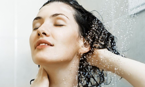 [友站新聞] 改掉5NG洗頭習慣！擁有健康亮麗髮質不是夢  ibeauty、肌膚保養、健康、亮麗、髮質、柔順、乾燥、分岔