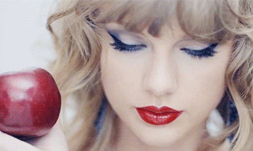 不要再叫我血盆大口！紅色唇膏愛用者的7個小煩惱 唇膏、紅色、紅唇、口紅、煩惱