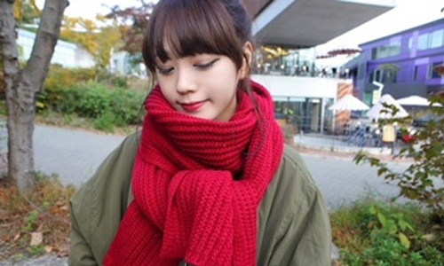 嘴邊肉超明顯怎麼遮？「圍巾小臉術」讓你的臉瞬間小一個Size 瘦、小臉、小臉術、圍巾、針織