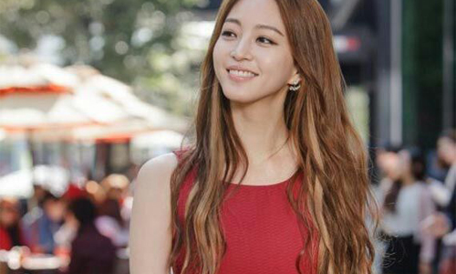 換個唇膏顏色讓自信大增！給女孩的7個快樂小技巧 自信、快樂、厭倦、一成不變、心情