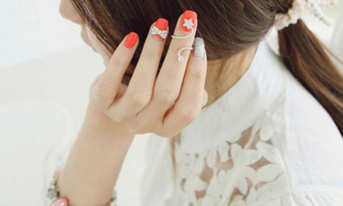 有了它，誰還需要指甲彩繪！「指甲戒指」為妳的指尖每天上新妝 戒指、指甲彩繪、華麗、夢幻、可愛