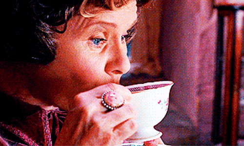 飯後吃水果容易便秘？吃飽飯後最好別做的5件傷身事 吃飽、飯後、水果、茶、運動