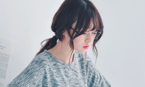 我不要看起來像書呆子！讓眼鏡妹一秒擺脫俗樣的髮型有這些！ 書呆子、呆板、眼鏡、髮型、可愛