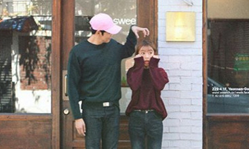 臉書頭貼當然要和男友相呼應！5個自然放閃好招數 放閃、情侶、戀愛、臉書、動態更新