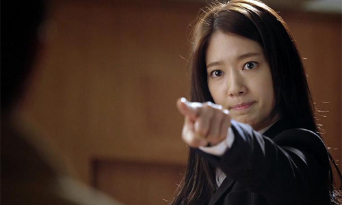 懂自嘲讓別人戳不到痛處！被人身攻擊的4個高EQ反應 自嘲、人身攻擊、EQ、筆戰、沉默