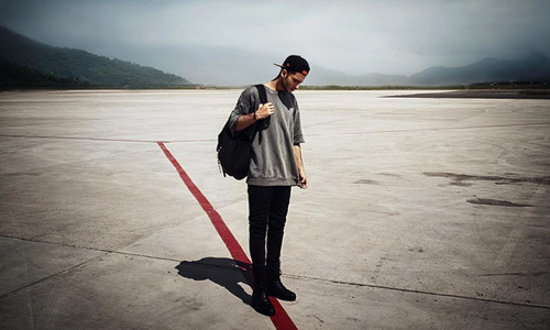 [友站新聞] 以驚人的美術實力 在各大社區網站成焦點的男生 美術實力不重要，重要的是.... 他也太帥了吧♥0♥ pikicasttaiwan、驚人、美術、實力、焦點、男生