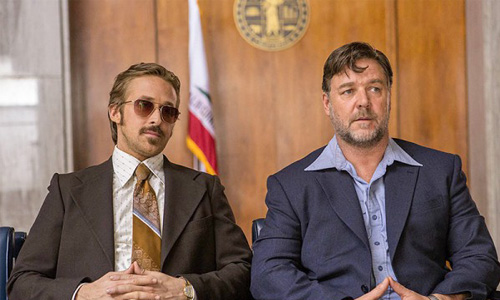 男神崩壞耍孬、超痛爆血死法！明年最值得期待的《THE NICE GUYS》 雷恩葛斯林、羅素克洛、THE NICE GUYS、Shane Black、吻兩下打兩槍、kiss kiss bang bang