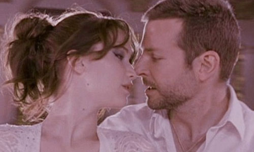 小珍妮佛被嫌棄超會流口水？！6個螢幕接吻背後的真相超不浪漫 吻戲、螢幕之吻、螢幕情侶、經典、雪琳伍德莉