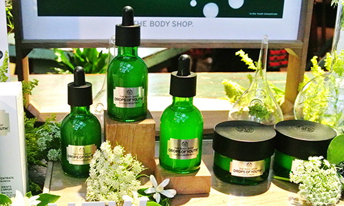 妞直擊：瘋狂年底讓你散出一股淡淡的「姐」味？！請出動舒服系保養吧！ THE BODY SHOP、TBS、美體小舖、SABON、以色列、死海、死海泥、保養、臉部保養、身體保養、保濕、抗老、光滑、粗糙、2016新品、保養品、專櫃、專櫃保養、化妝品、美妝品、妞直擊、記者會、新品、阿爾卑斯山、雪絨花、極緻活顏抗老系列、 死海晶礦系列