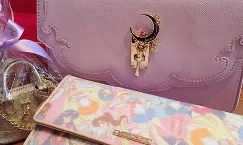 《美戰》迷看到又要棄守荷包了！讓女孩尖叫的《美戰》隨身小包包   sailor moon、20周年、美少女戰士、2015、包包