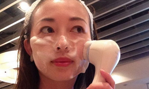 真的假的？！超夯專櫃洗臉機能免費借回家用5天！本週必看美妝消息還有... 美妝週記、Clarisonic、科萊麗、音波淨膚儀、洗臉機