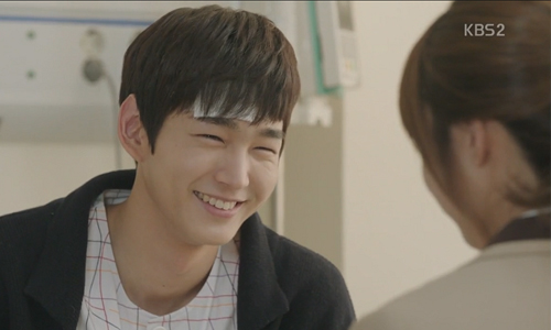 抿嘴唇時太令人心動！讓女孩忍不住偷親男友的7個時刻 親吻、吻、偷襲、戀愛、愛情