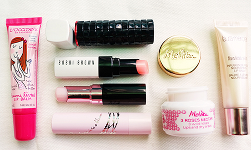 唇用妝前打底尋找ing？6款護唇新貨，單擦、搭唇膏全試給你看！ 護唇膏、護唇產品、唇部保養、嘴唇保養、唇部