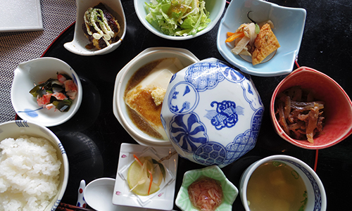 有田的驕傲都在這一道！讓眼睛舌頭都驚艷的「有田燒五膳」 有田燒五膳、佐賀、佐賀美食、日本美食、九州美食