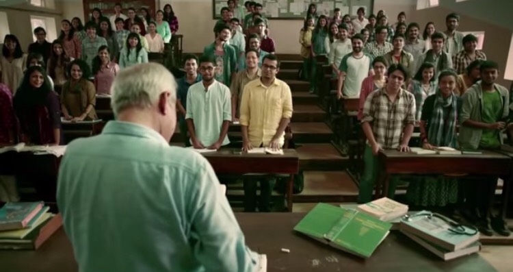 史上最特別的退休禮物，全班一起惹哭老師！ 印度、TITAN、手錶、感動