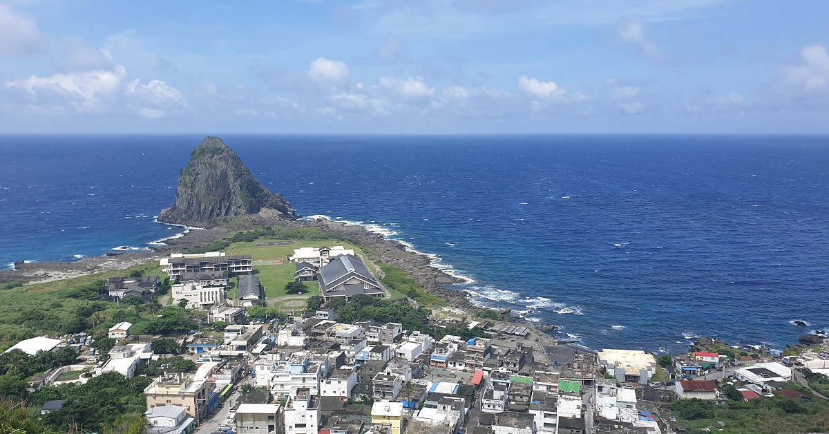 蘭嶼景點｜最靠近天堂的秘境，椰油祈禱山 蘭嶼景點、蘭嶼祈禱山、椰油祈禱山、椰油部落、饅頭岩