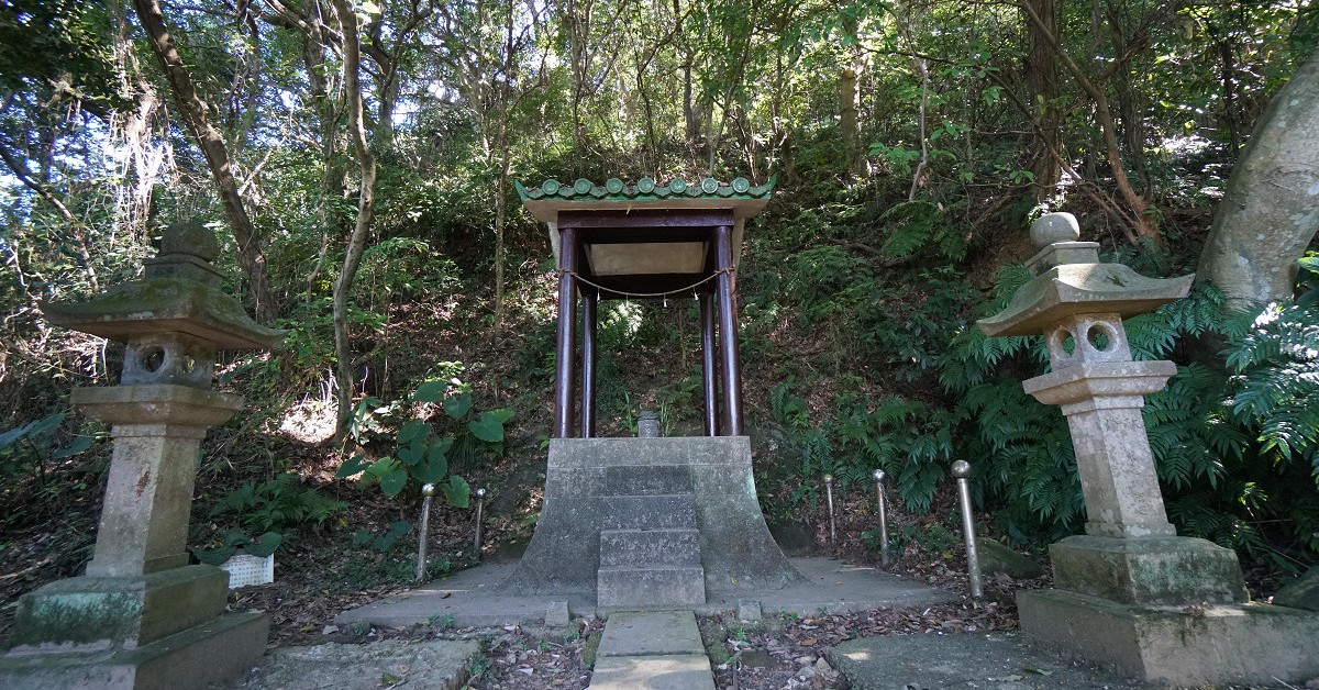 圓山水神社｜草山步道圓山活水頭，15分看狛犬及神社遺址 圓山水神社步道、神社遺址、市定古蹟、劍潭捷運站、森林網美步道、圓山貯水池、親子步道 台北