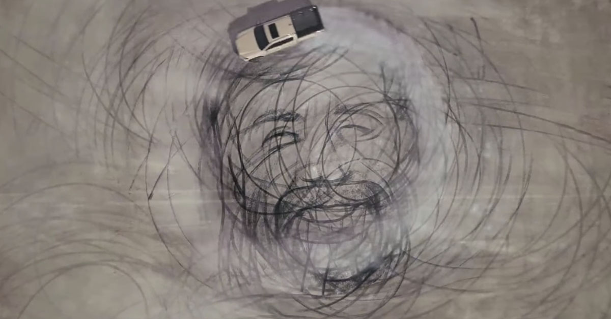 那個可以把地球劈成兩半的男人居然簽名了！ 美國、Toyota、汽車、搞笑