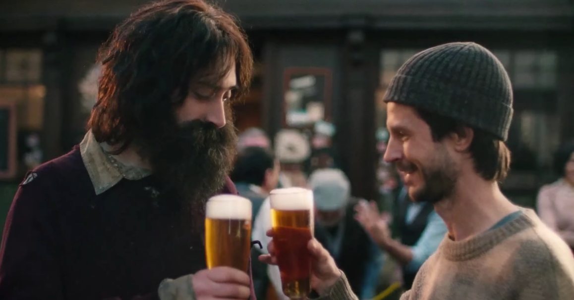 「等你等到鬍子都長了！」俄羅斯「啤酒」廣告，巧妙結合啤酒與友情 俄羅斯、Amstel、啤酒、輕鬆