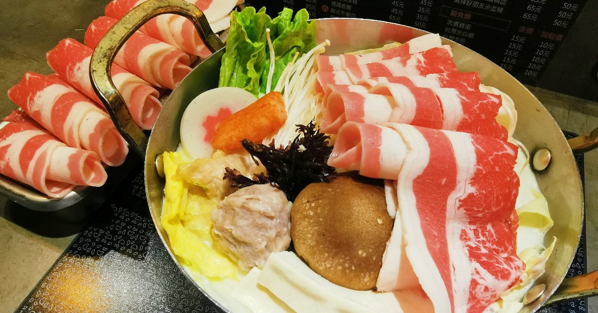 【食焱廠創意鍋物昆明店】實驗室佈置主題，平價的經典單身鍋$198，好拍好吃。 萬華火鍋、西門町火鍋、平價火鍋台北、鍋物推薦、火鍋推薦