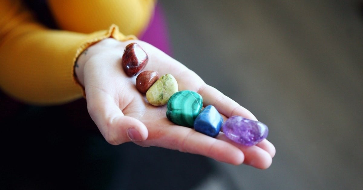 胃輪（太陽神經叢）精油推薦，用精油來幫助自己提升自信、獲得勇氣吧！ 