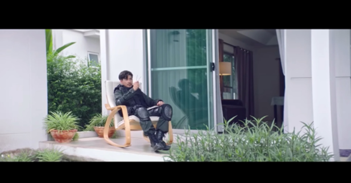 時間已經不多了，到底要藍還是紅？ 泰國、Boonthavorn、建材、搞笑