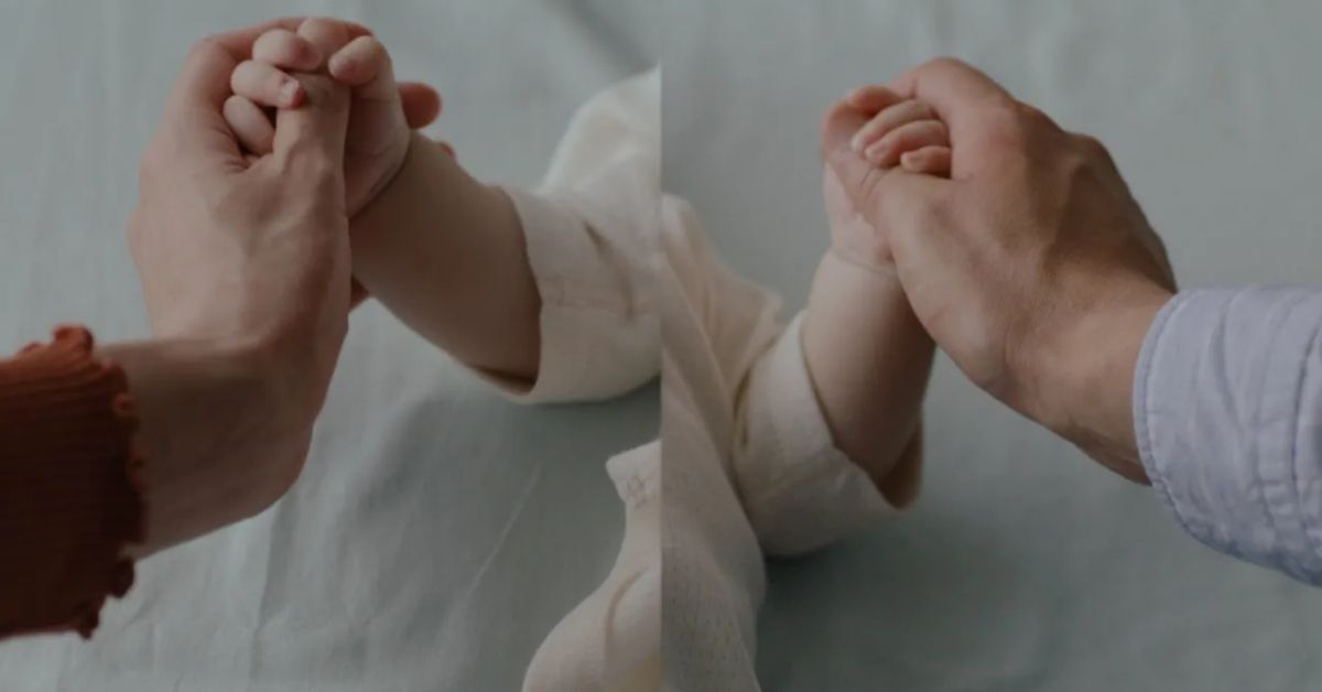 照顧你的手，是爸爸和媽媽的手 親情、家人、小孩、親子、父母、育兒