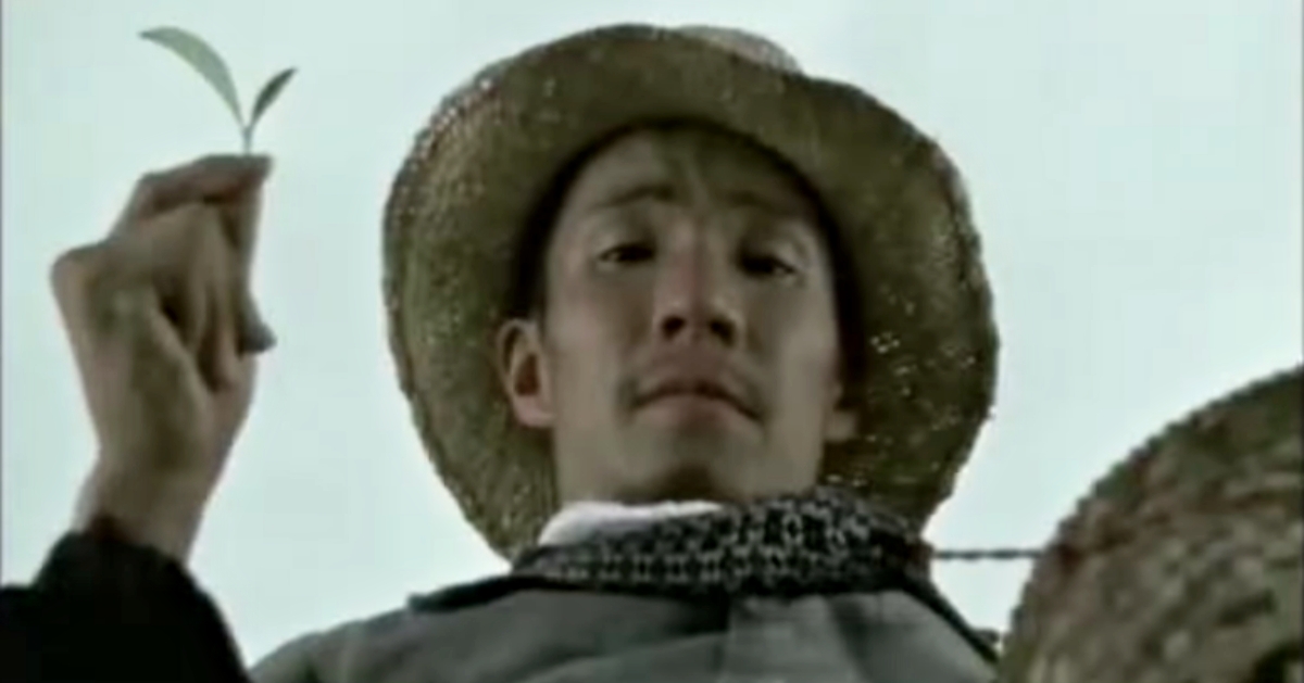 蟲老爸帶著兒子，培養對茶葉的品味 Unif Green Tea、Worms、BBDO Bangkok