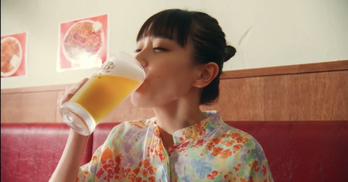 一個人的奈緒，帶起整間店的食慾 パーフェクトサントリービール、いい焼肉っぷりだ、奈緒、SUNTORY