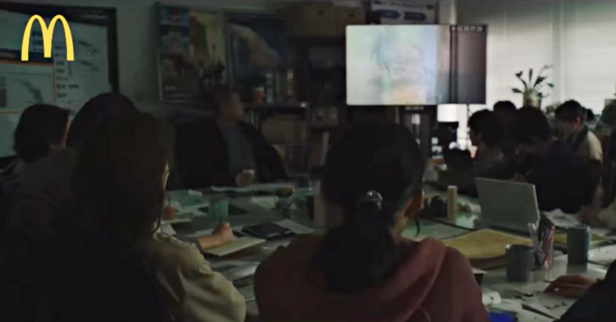 看著月亮，心也會跟著往上 ​ McDonald’s、麥當勞、マクドナルド公式、日本麥當勞