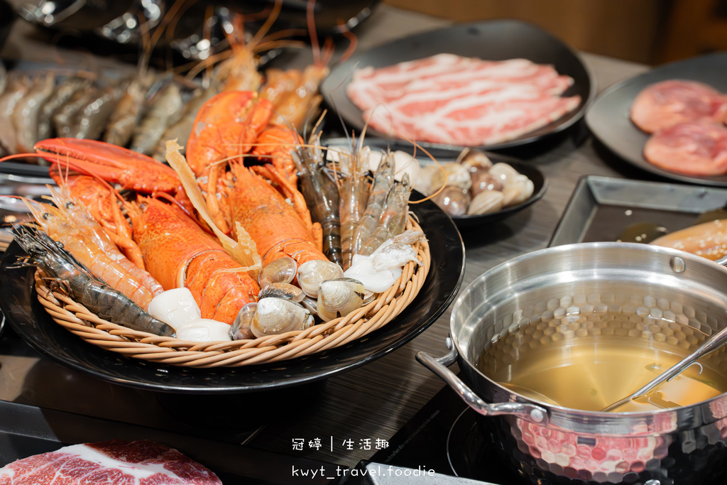 120分鐘爽嗑龍蝦，日本A5和牛無限吃_菜單 