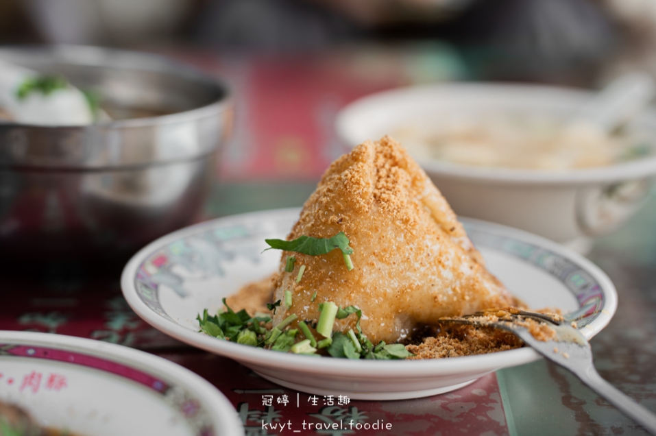 九十年老字號手工肉粽，靈魂老滷汁、花生粉，台南中西區早餐推薦_菜單 