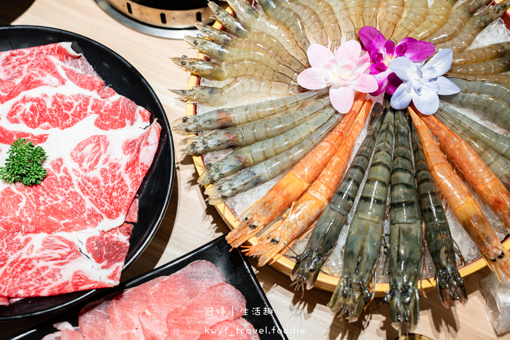 超大蛤蠣免費吃！海鮮控老饕大推雙人屠蝦計畫鍋，多款飲料暢飲飯麵吃到飽，中和晚餐宵 