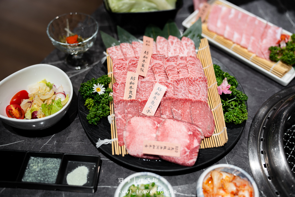 整個五月天天8折！專人代烤頂級A5和牛，儀式感燒肉盛宴，桃園宵夜美食_菜單 