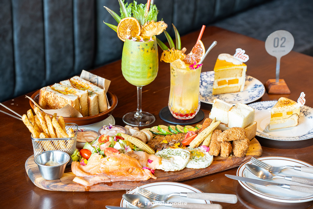 在純白雙拼別墅吃豪華早午餐，必拍度假風格庭院，台東早午餐推薦_2025菜單 