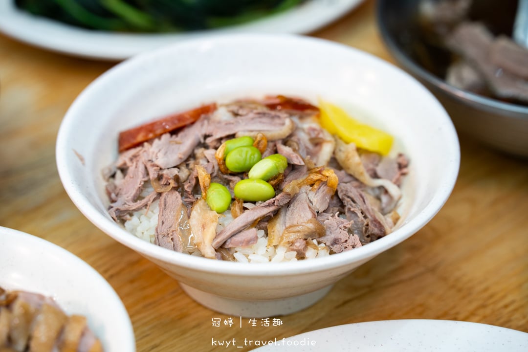 隱身樂華夜市巷弄，在地飄香10年的溫補好滋味，內用免費續湯，捷運永安市場站美食 