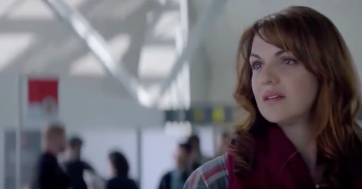 男子追到機場攔住即將離開的女子，竟然只為了一句話 NETFLIX、幽默、浪漫